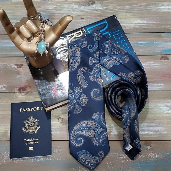 Vintage Wembley Leatherback Satins Navy Cream Paisley Textured 3" Wide Tie 58" - Picture 1 of 6